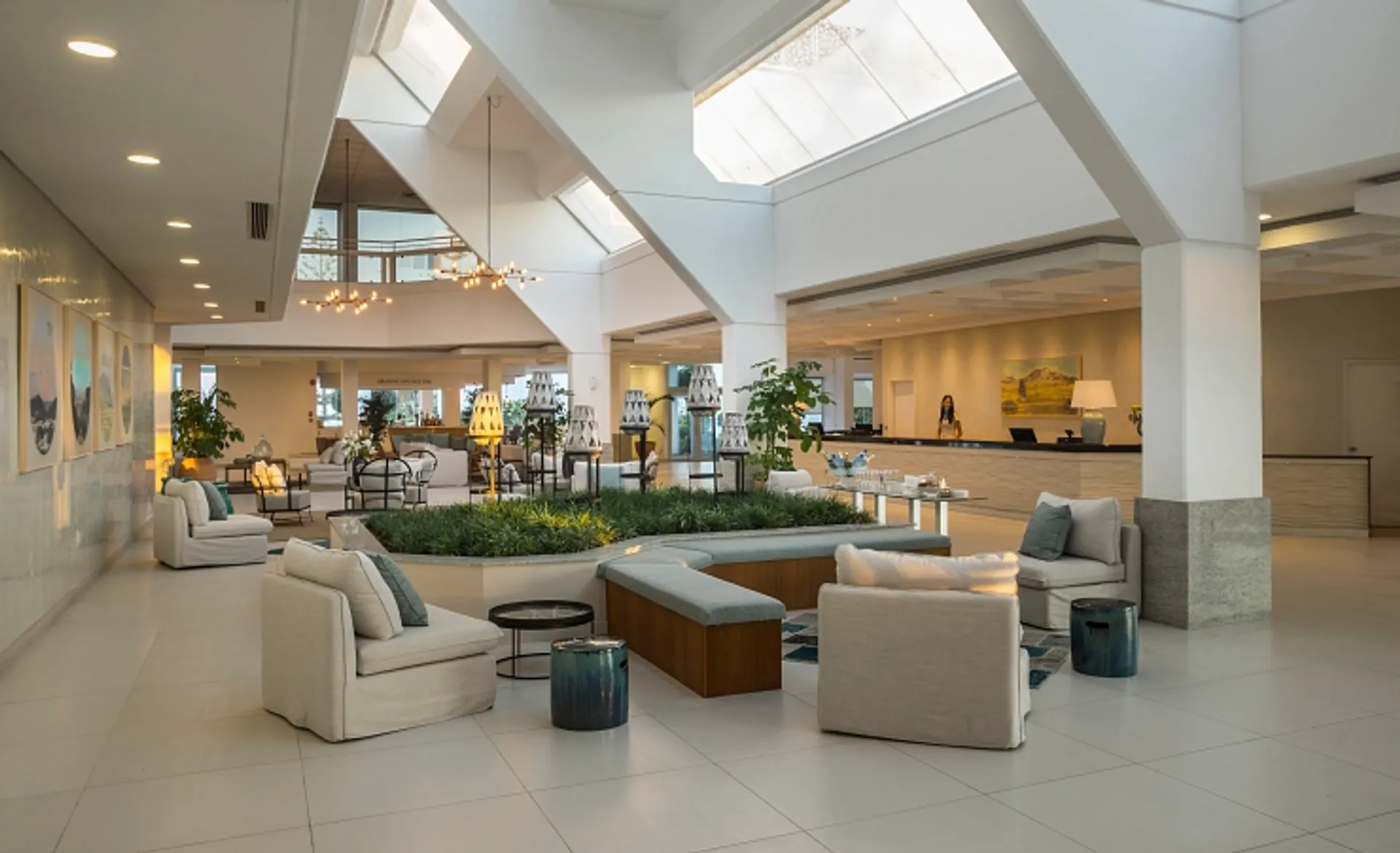 Leonardo Plaza Cypria Maris - Hotel Reception