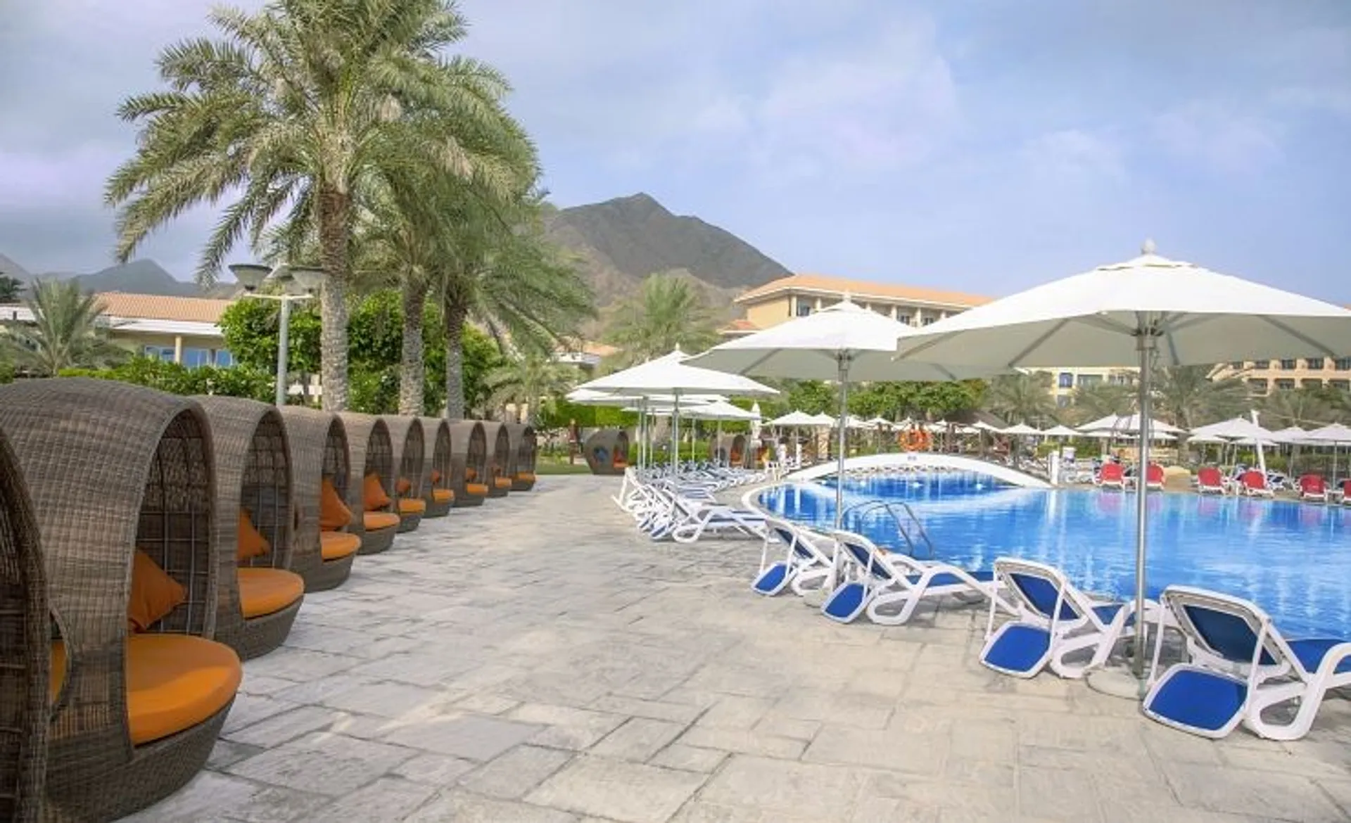 Poolside - fujairah rotana