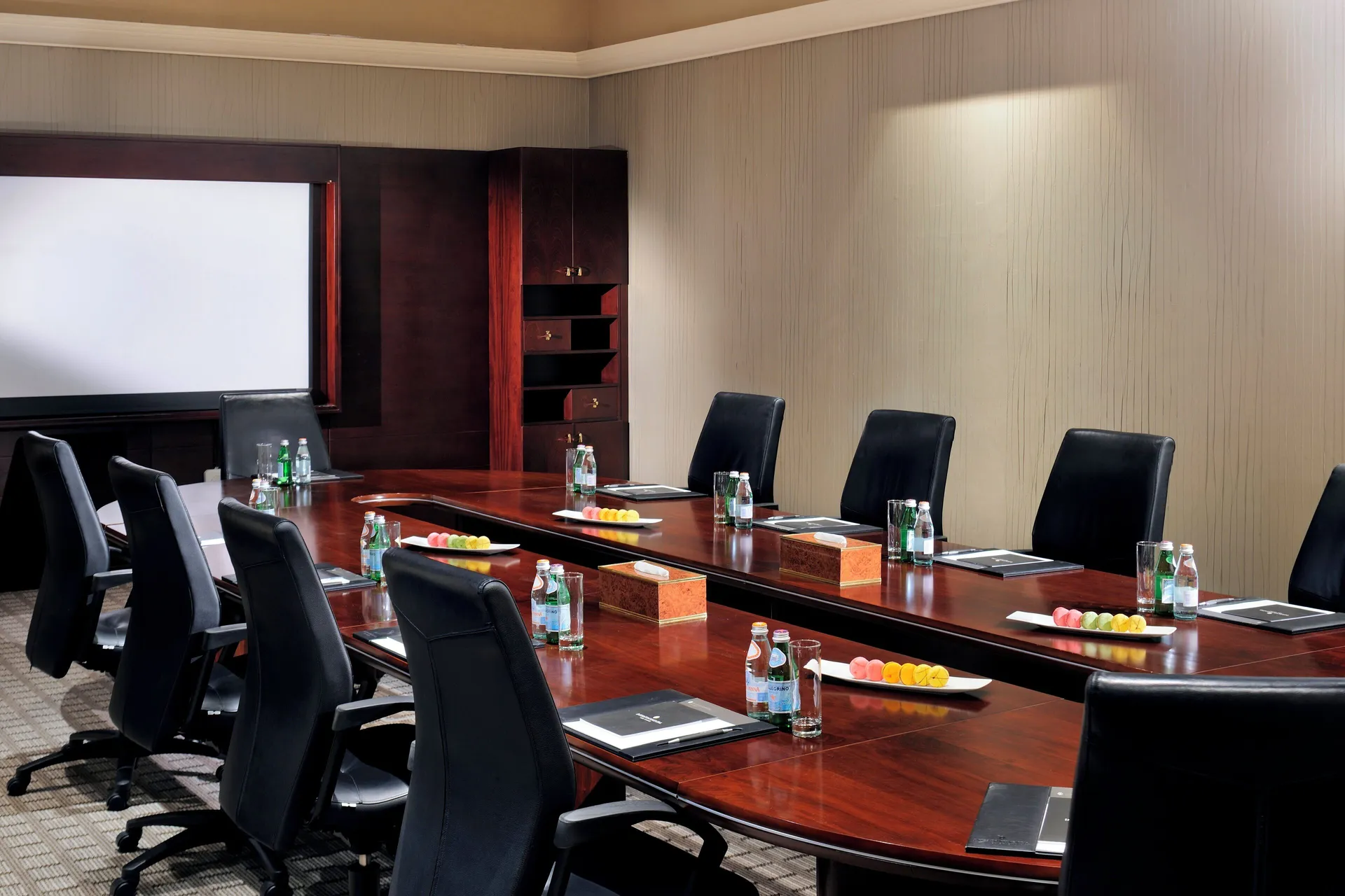 Meeting facility