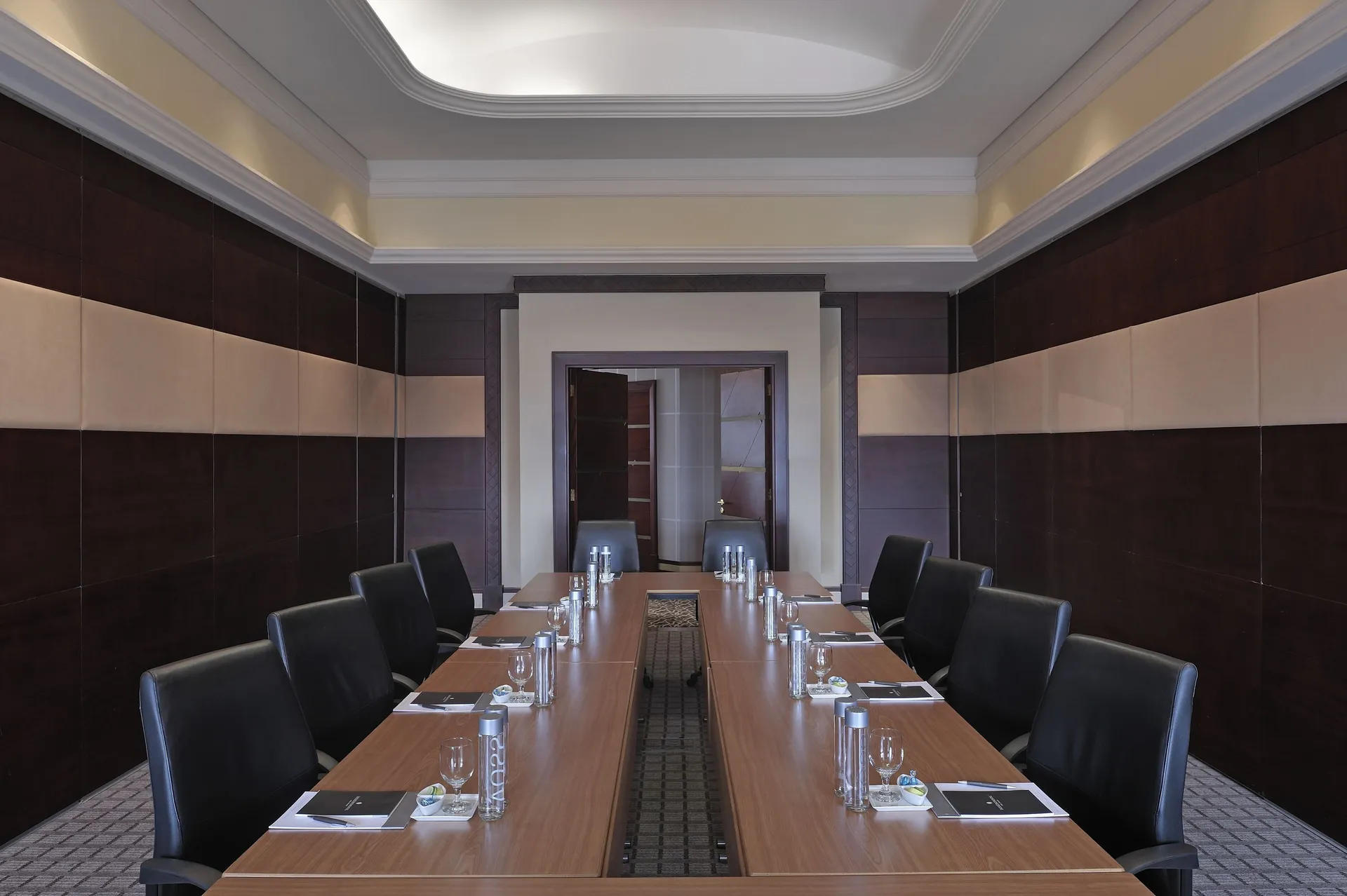 Meeting facility