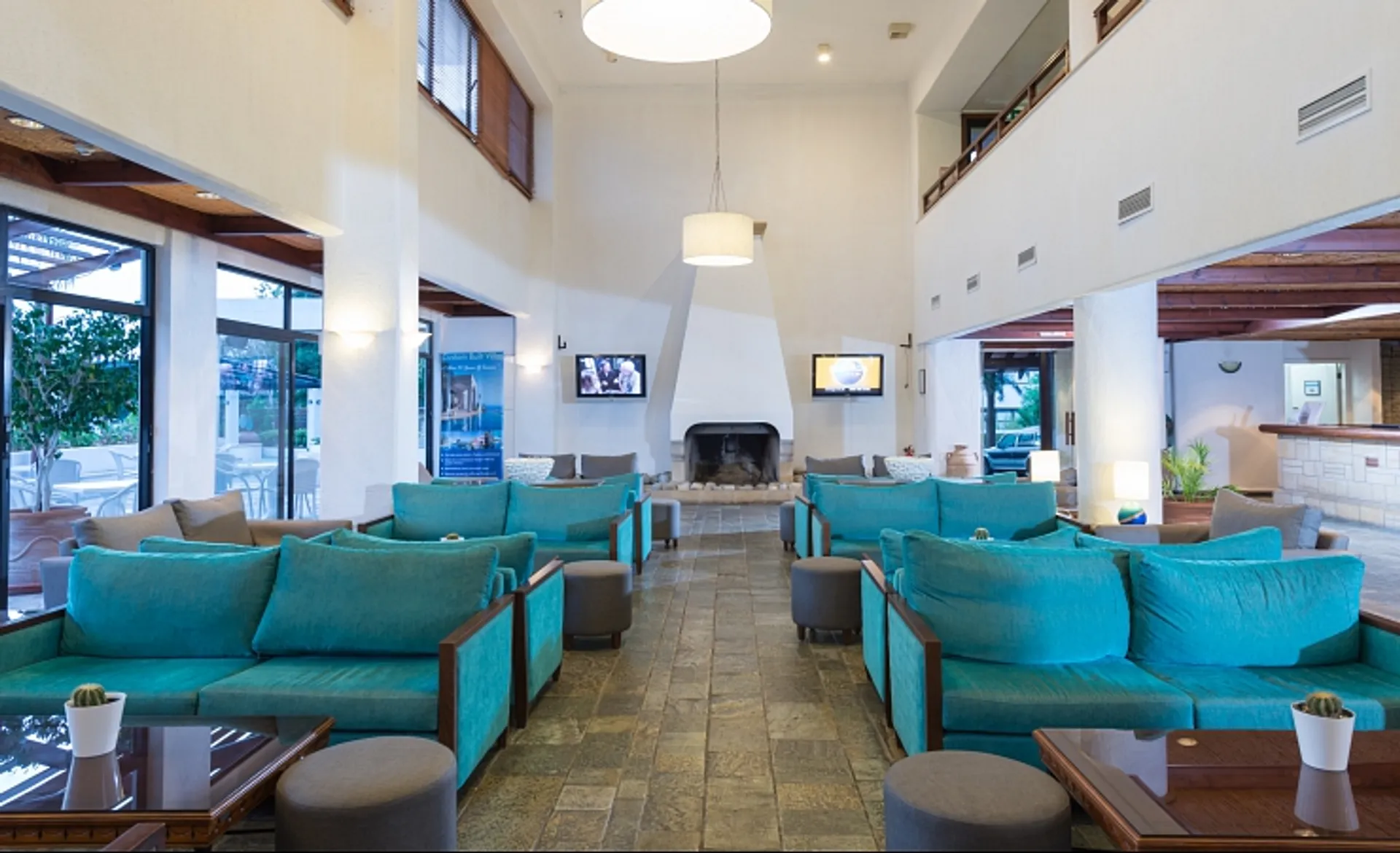 Paphos Gardens Hotel - Hotel Lobby