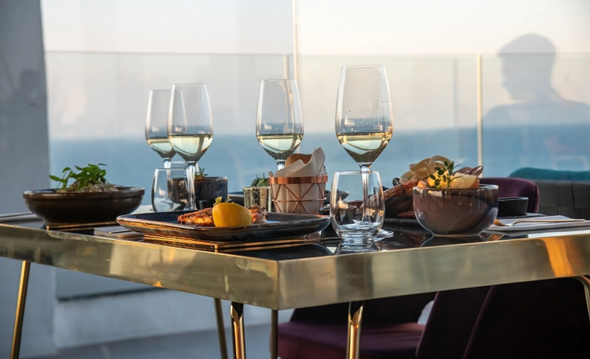 Preluna Hotel and Spa - Skyroom Dining
