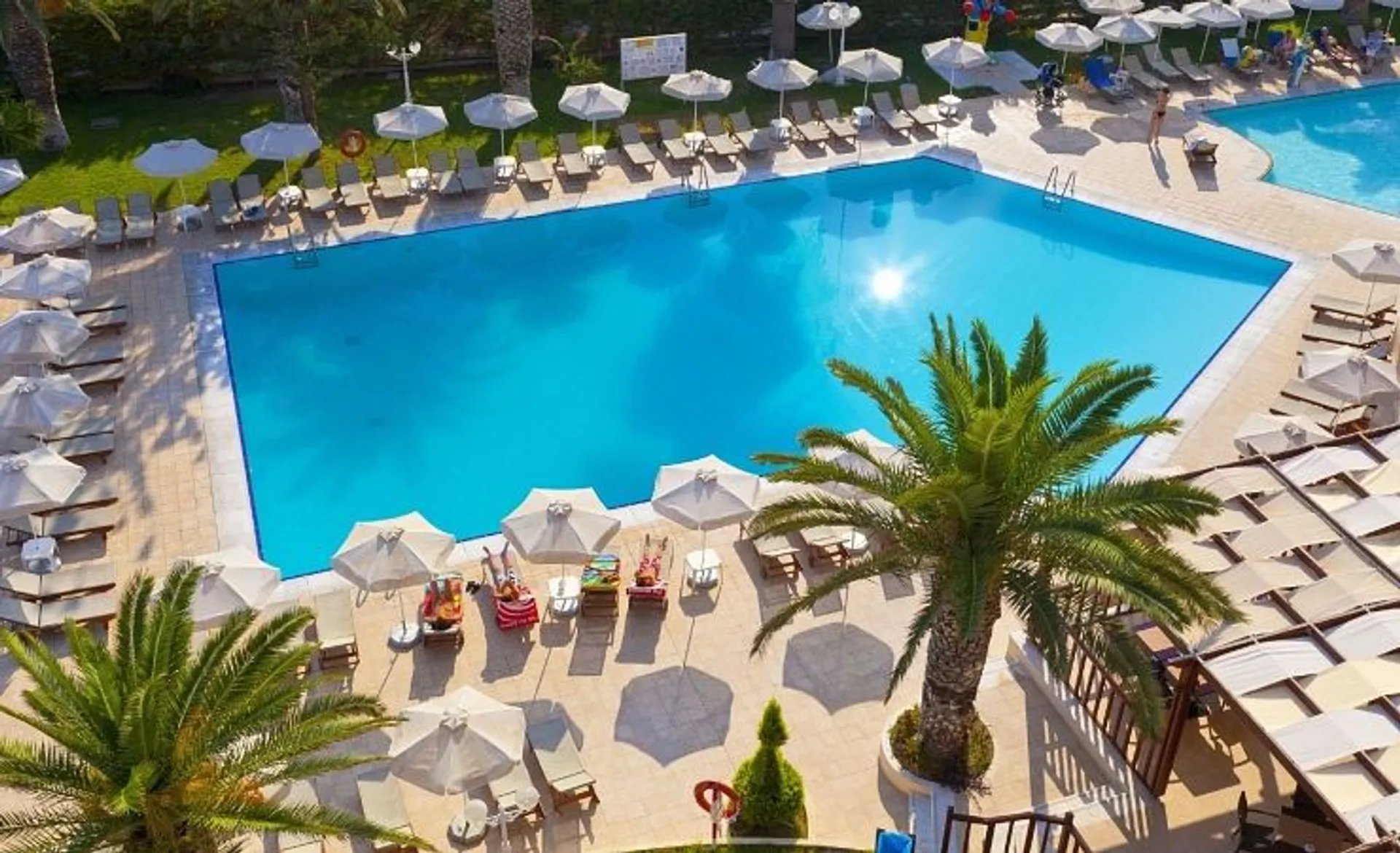 Sun Beach Resort - Aerial Pool