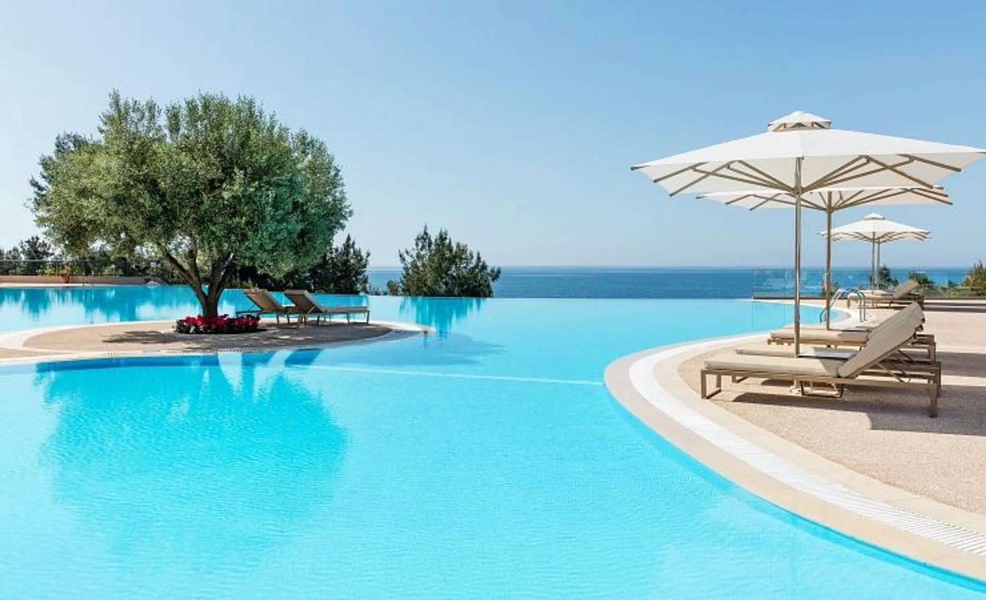 Ikos Oceania - Infinity Pool