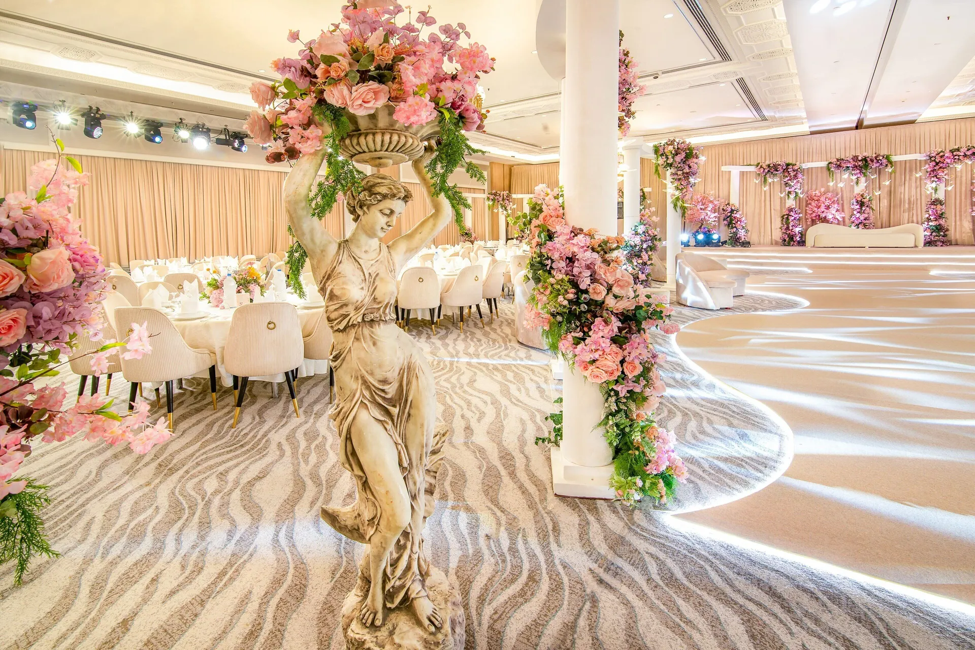 Banquet hall