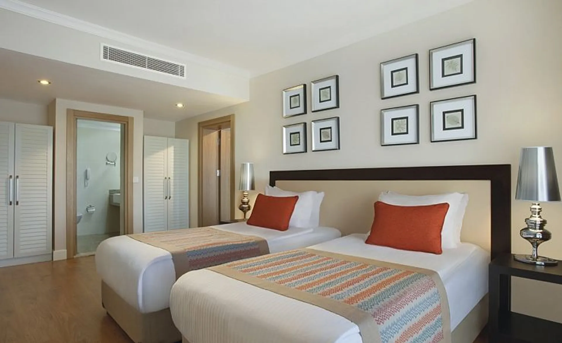 AKKA Alinda Hotel - Twin Room