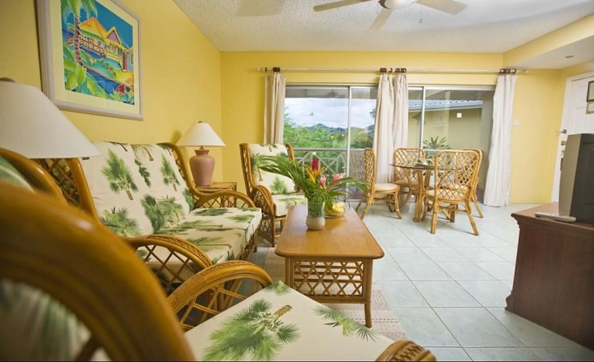 Harmony Suites - Living Area