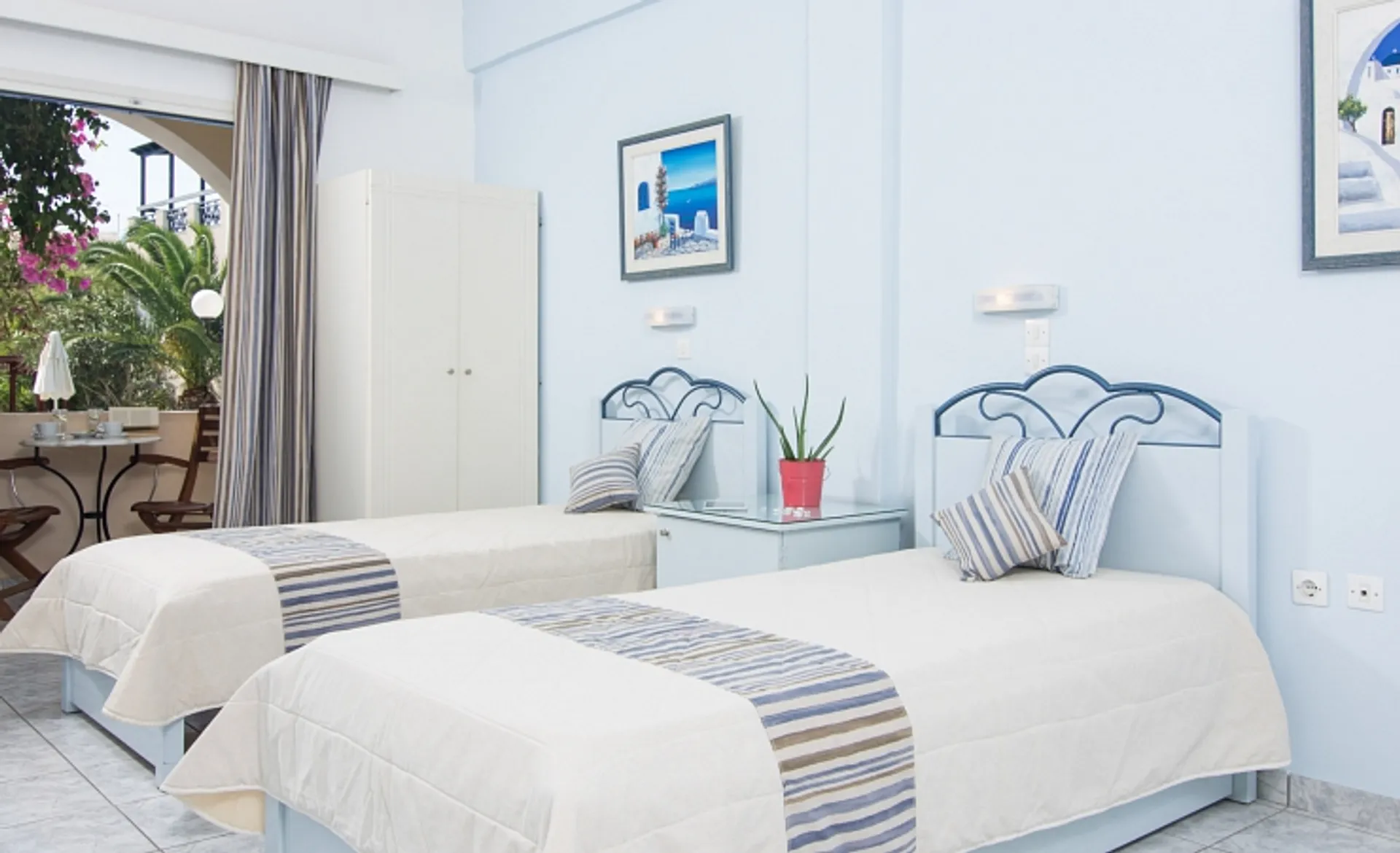 Paradise Resort - Twin Room