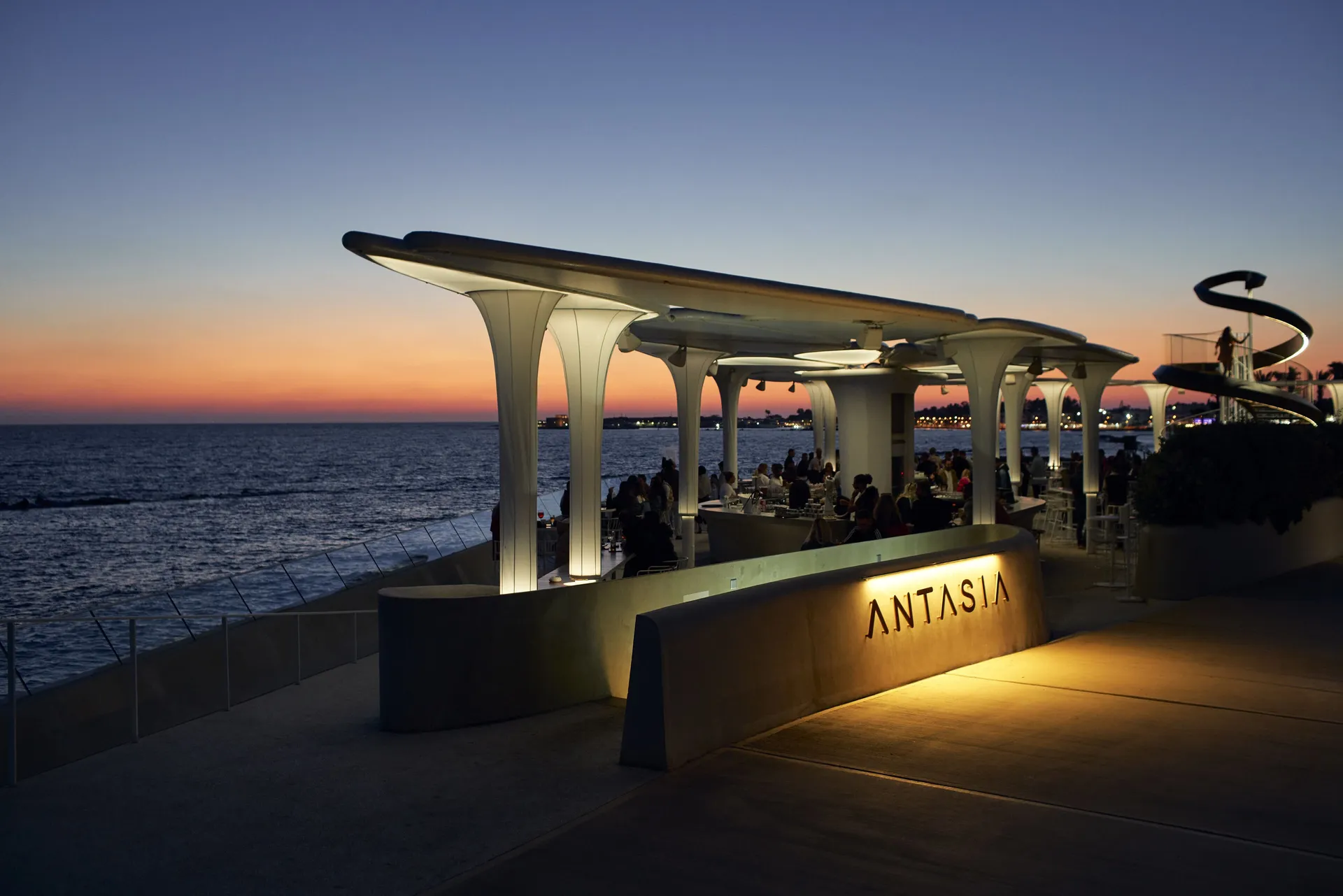 Beach bar