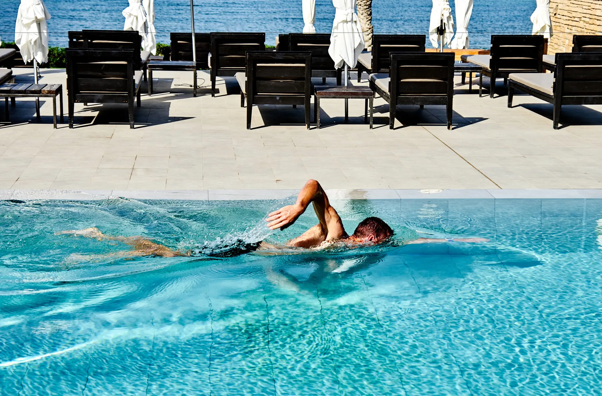 Infinity pool