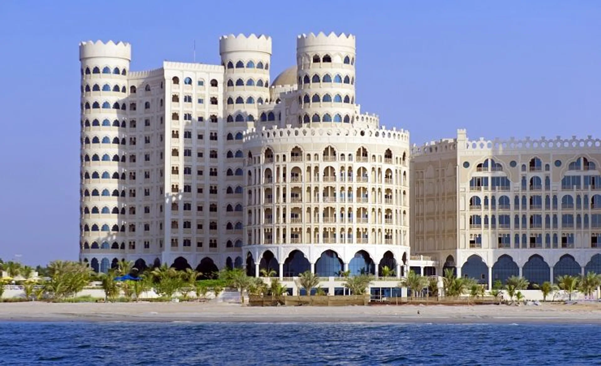 Al Hamra Residence - Al Hamra Palace Beach Resort