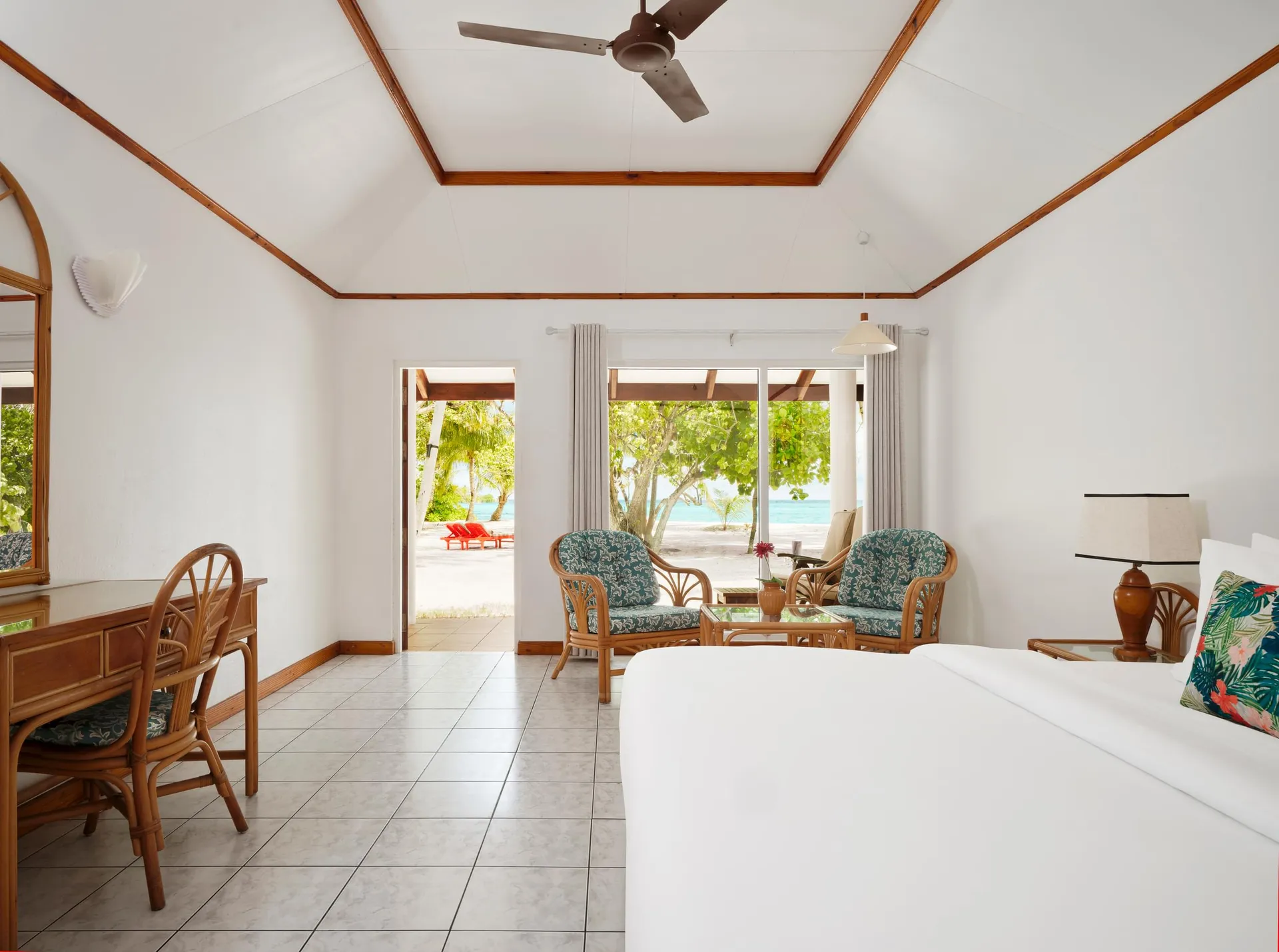 Villa Park Sun Island
