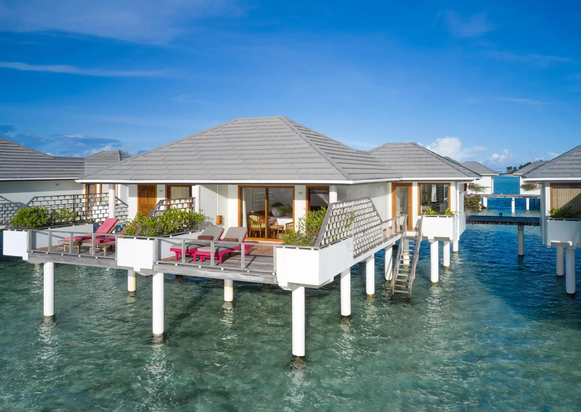 Villa Park Sun Island