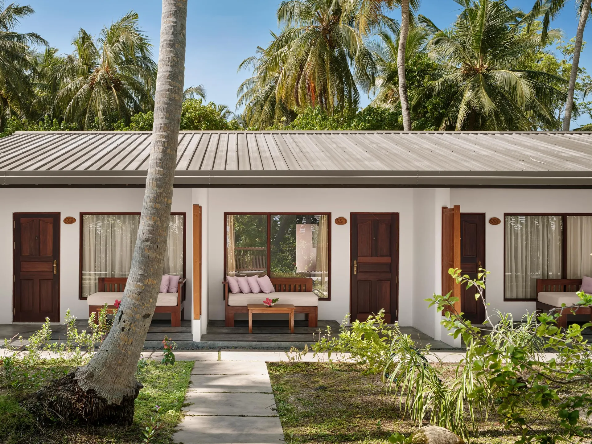 Villa Park Sun Island