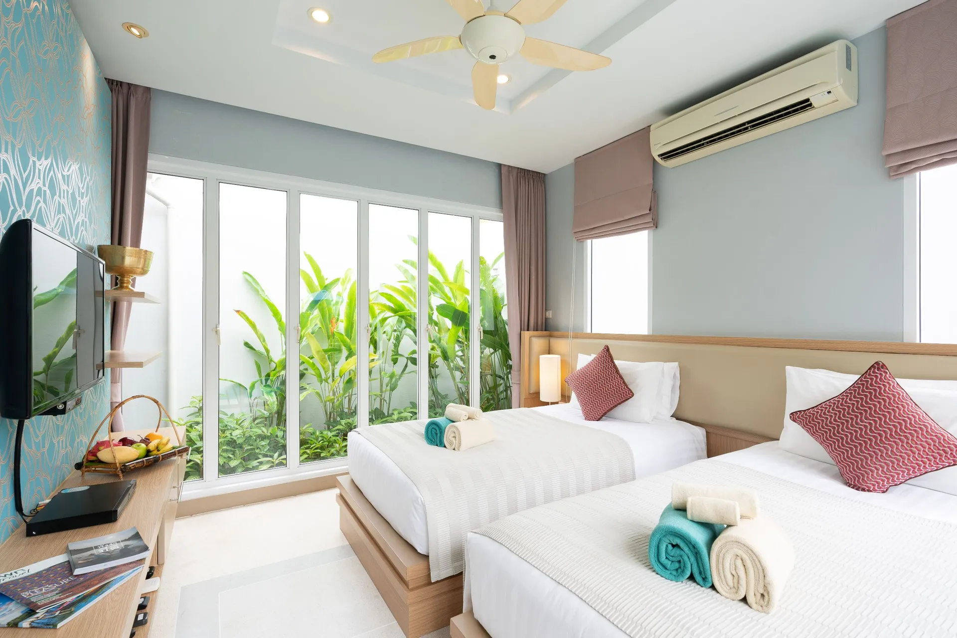 Apsara Beachfront Resort and Villas