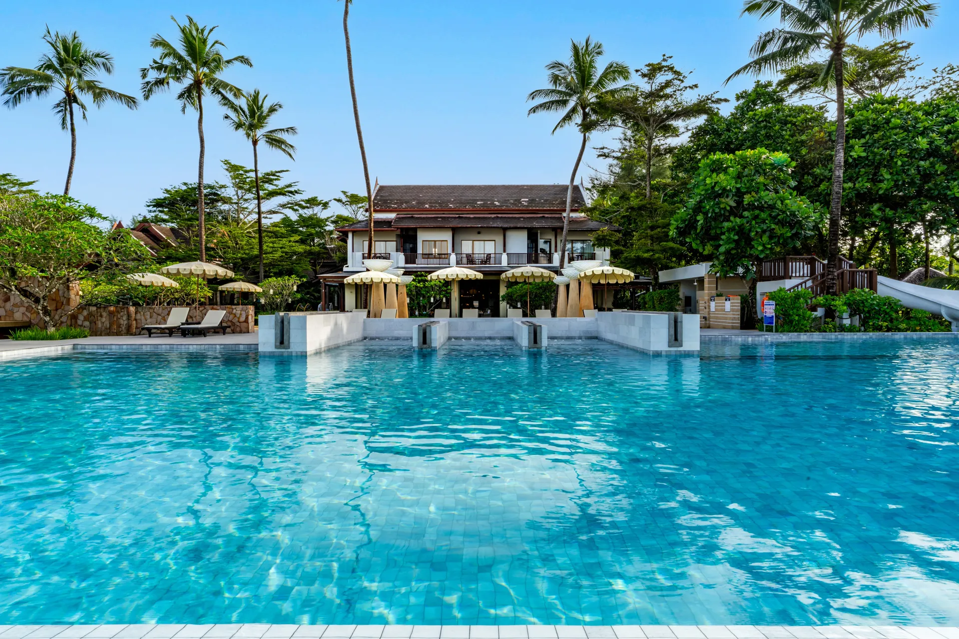 Apsara Beachfront Resort and Villas