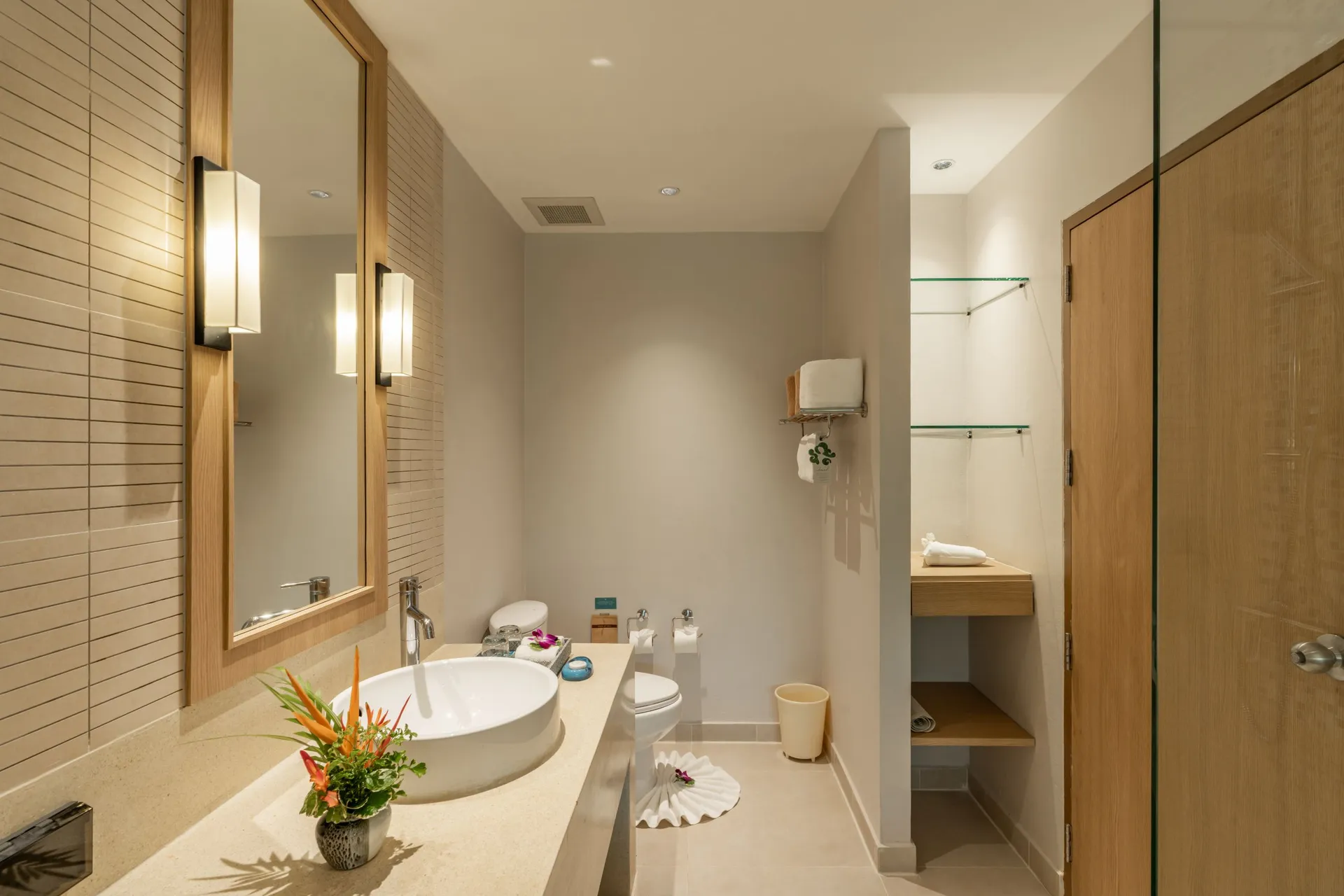 Apsara Beachfront Resort and Villas