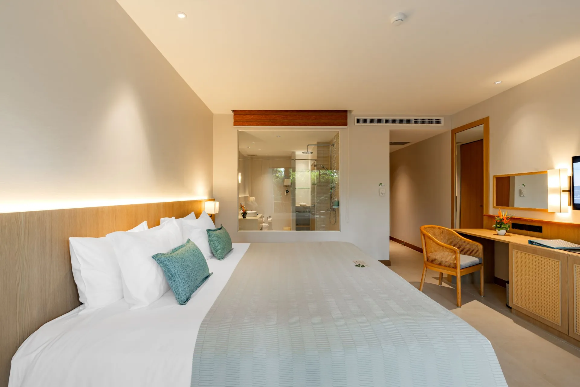 Apsara Beachfront Resort and Villas