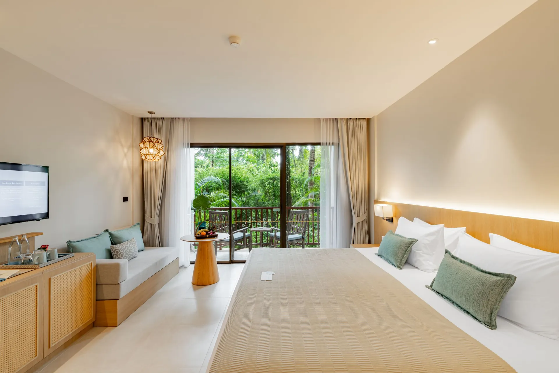 Apsara Beachfront Resort and Villas