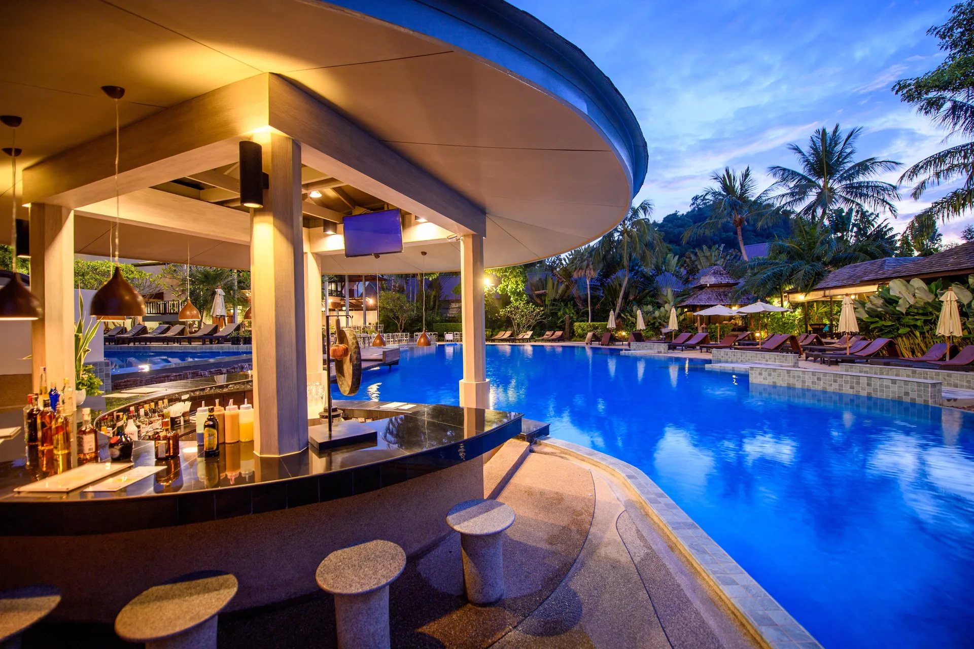 Poolside bar