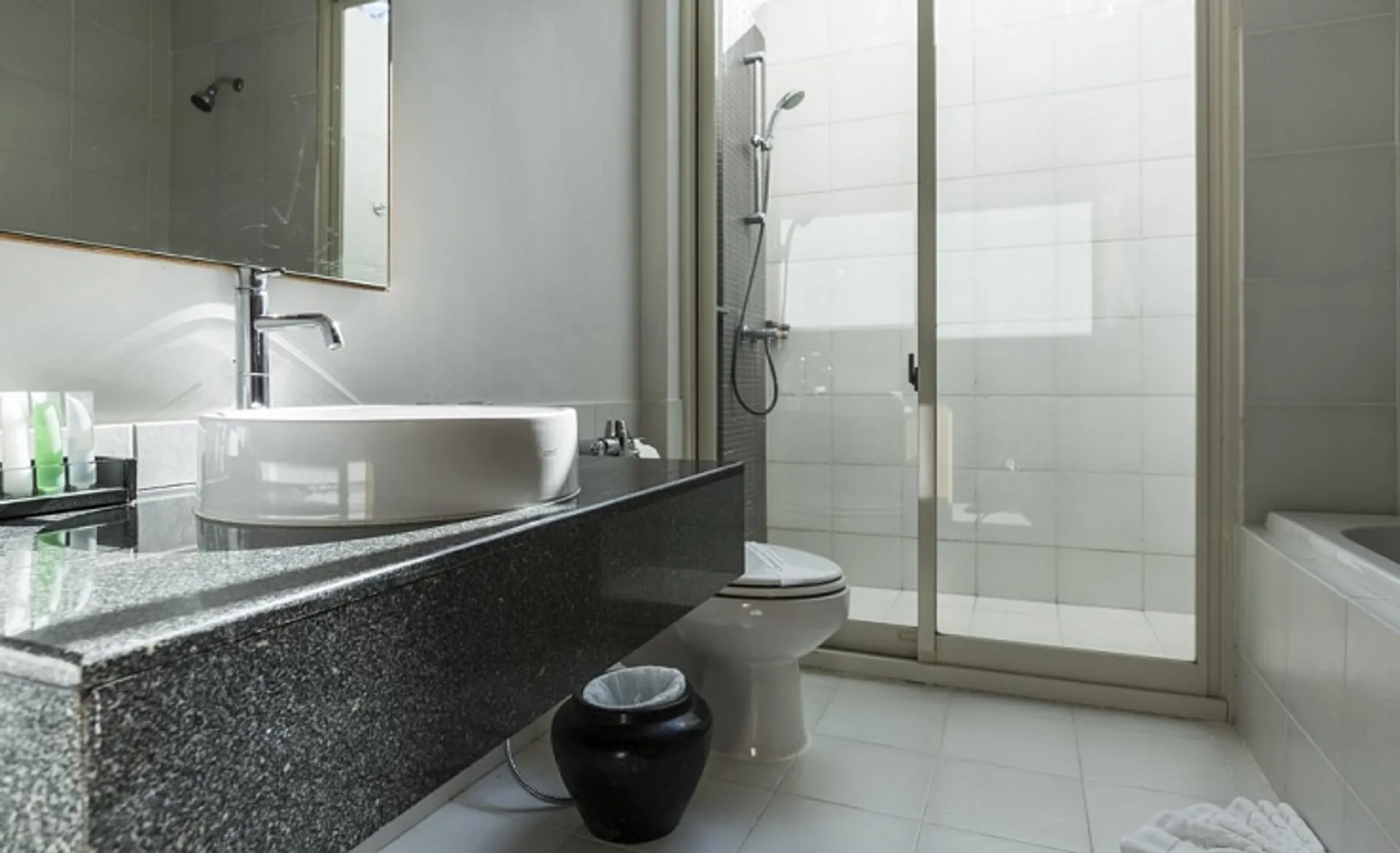 Kantary Beach Villas and Suites - Villa Bathroom