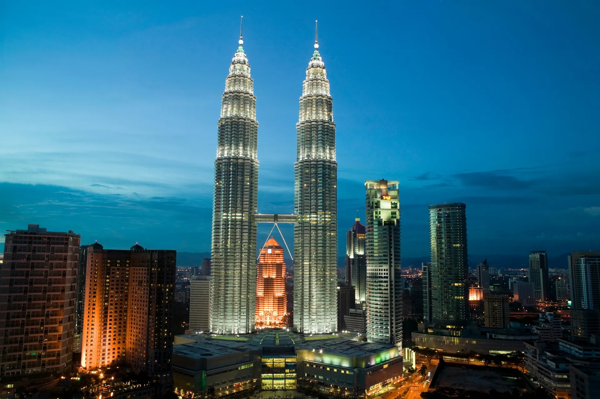 Wild Borneo and the Sultanate of Brunei with Kuala Lumpur Mini Tour
