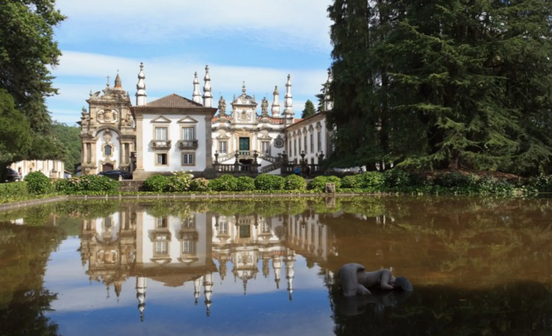 Mateus Palace And Gardens