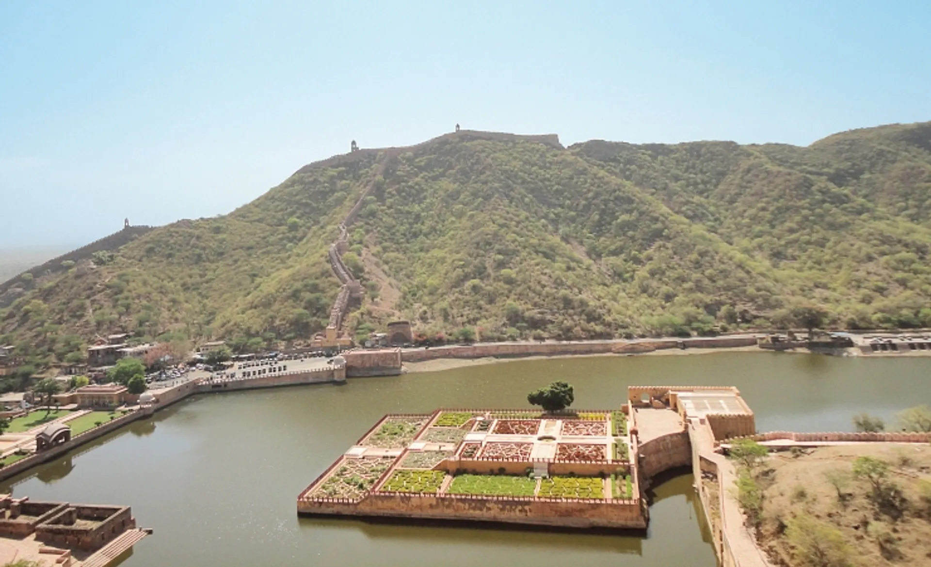 Mahota Lake, Amber Fort