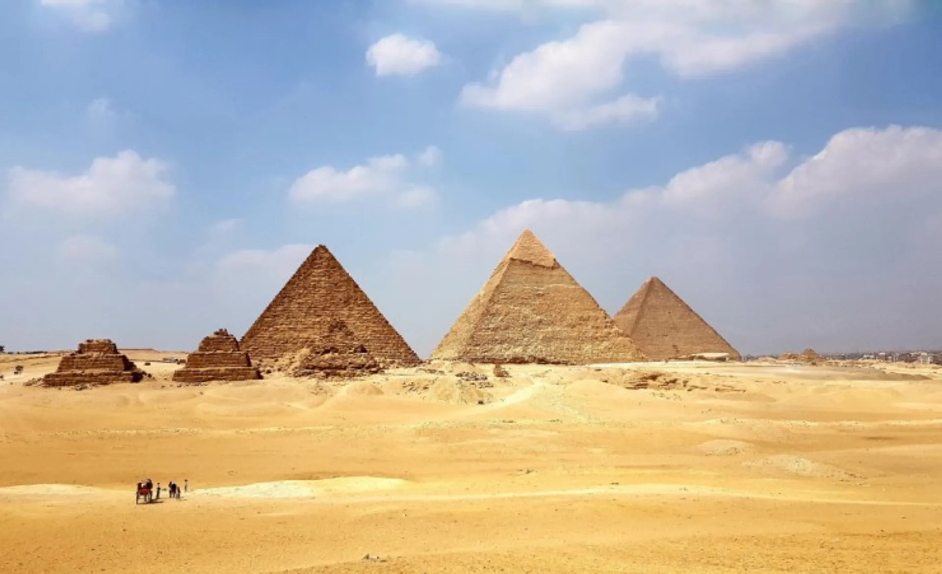 Pyramids_Osama Elsayed Vqrmxgvtgxm Unsplash