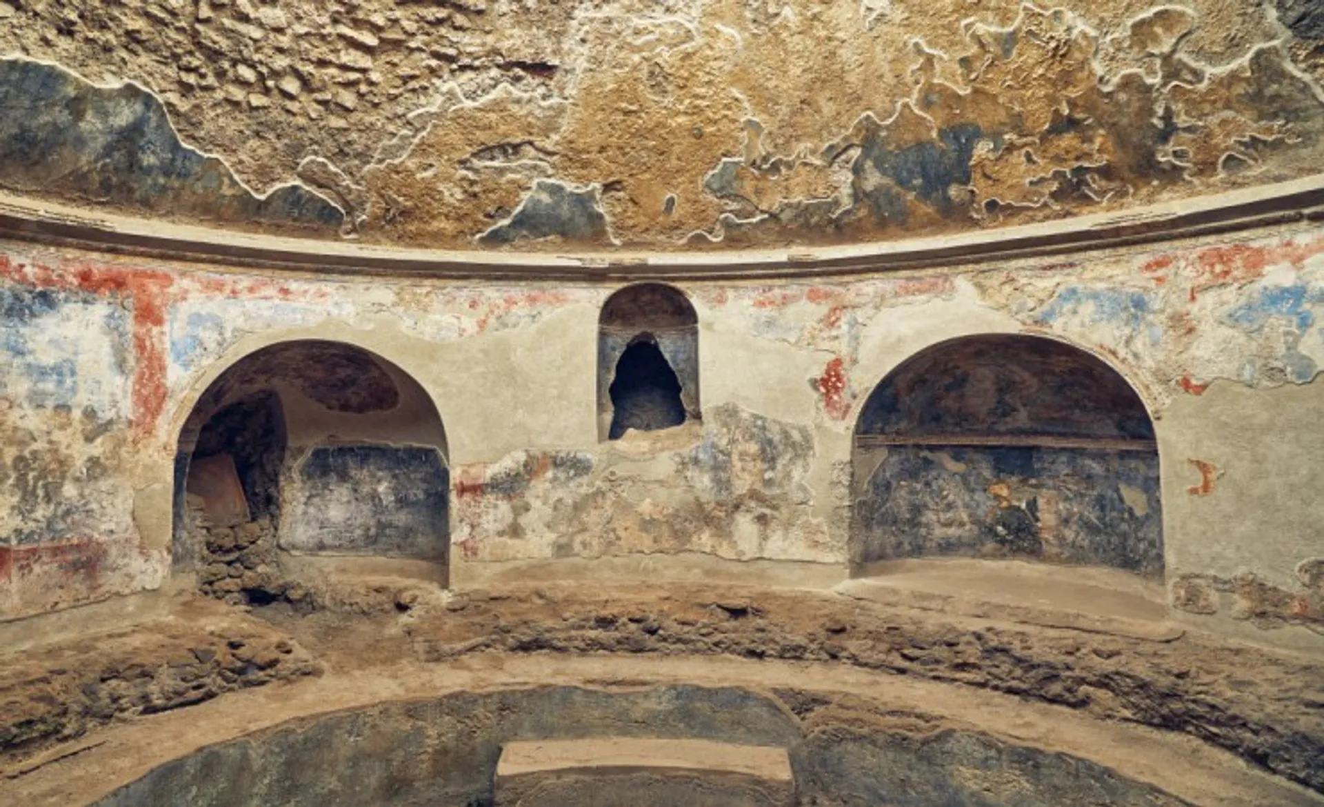 Stabian Baths Pompeii_93975171_L