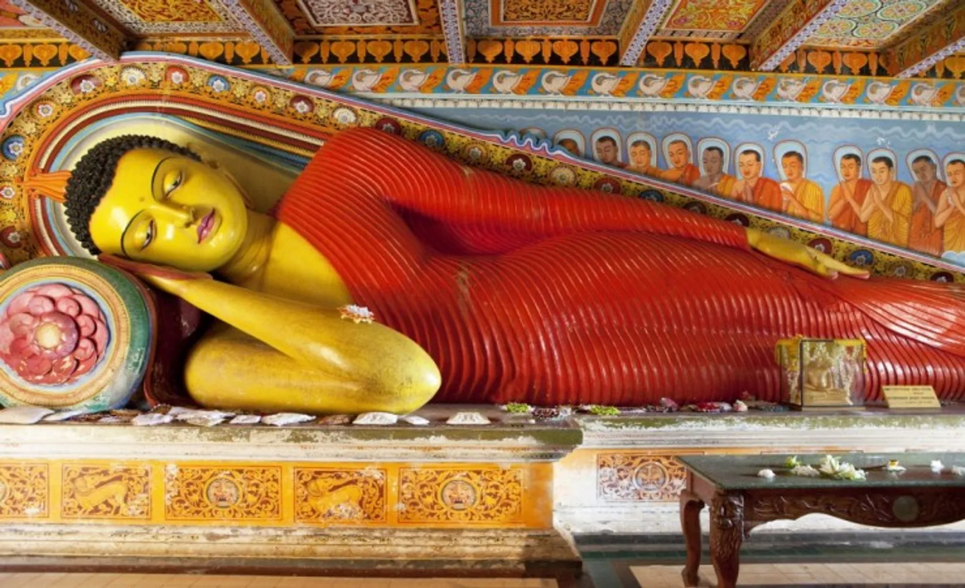 Reclining Buddha Anuradhapura