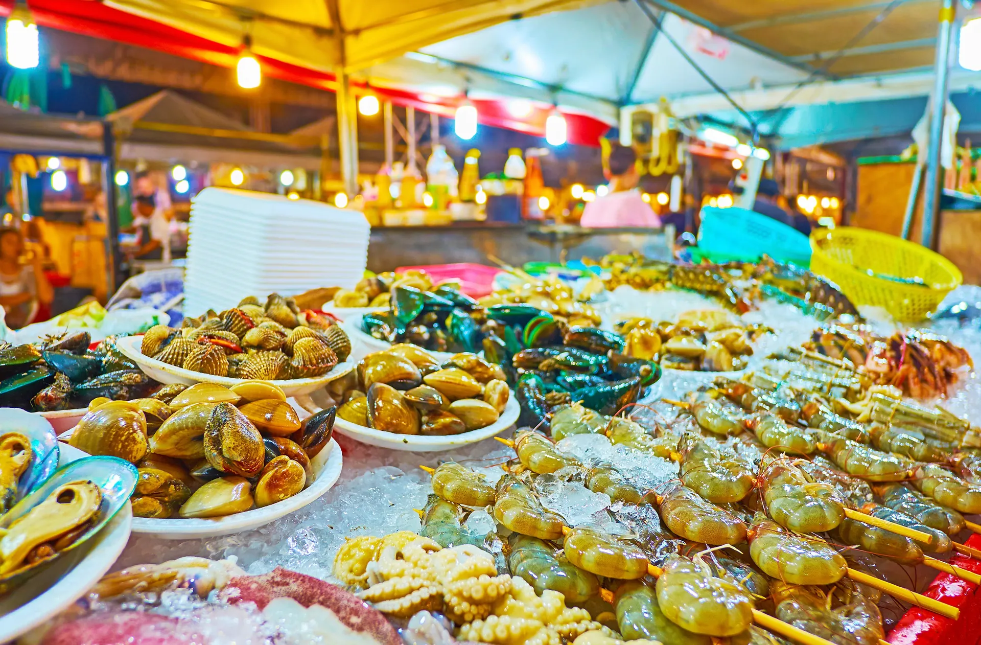 street food 135221654.jpg