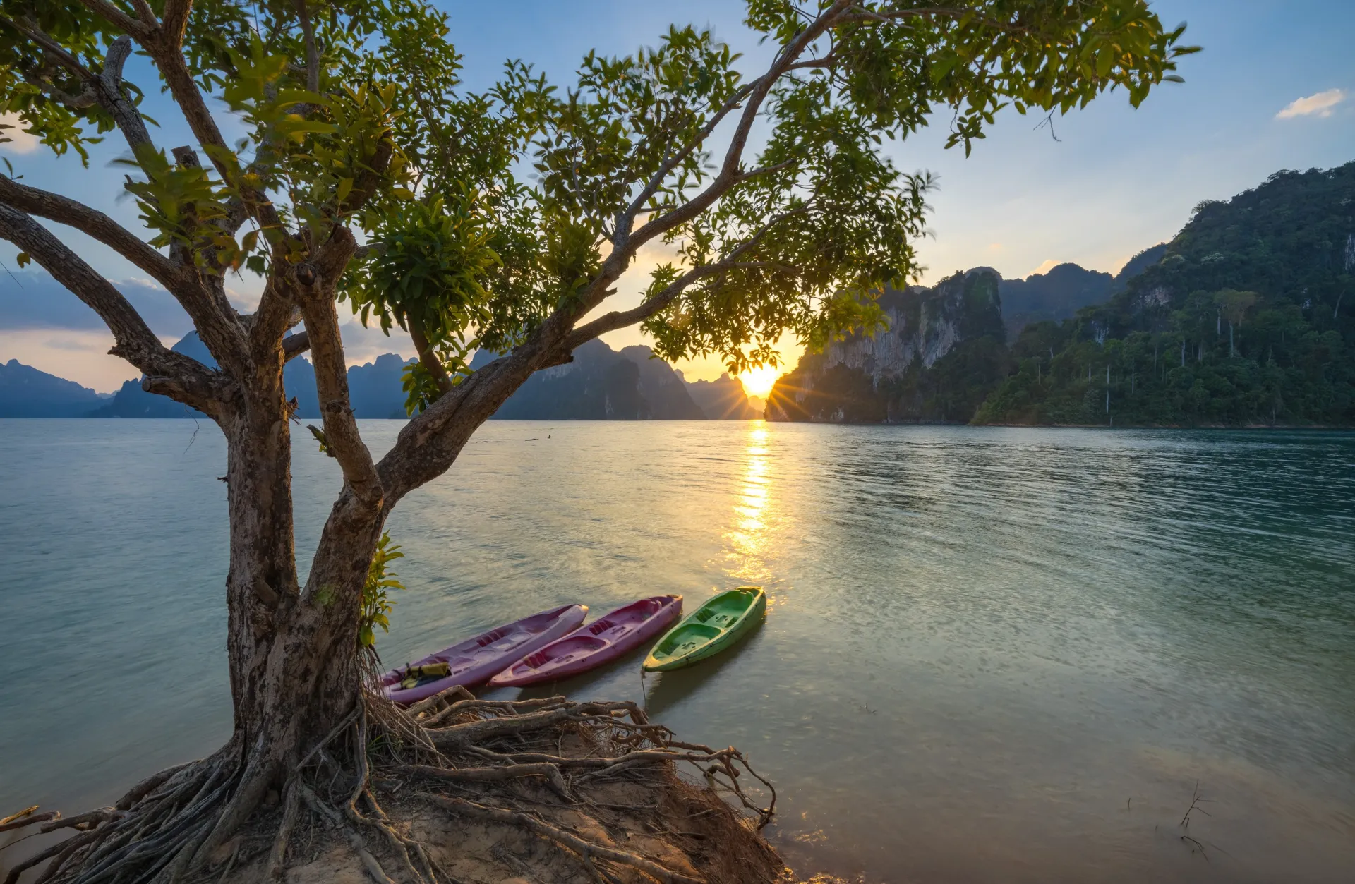 khaosok canoe 195239669.jpg