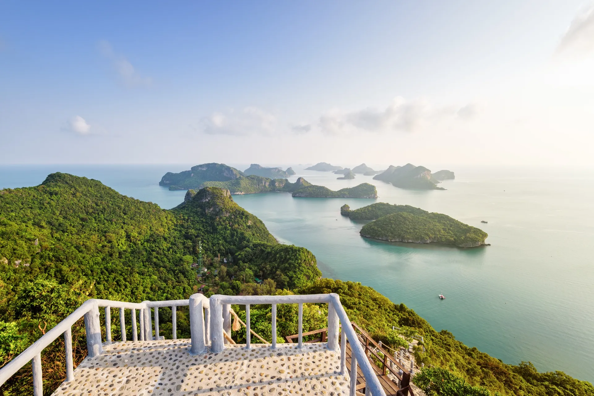 Ko Wua Talap viewpoint 94817361.jpg