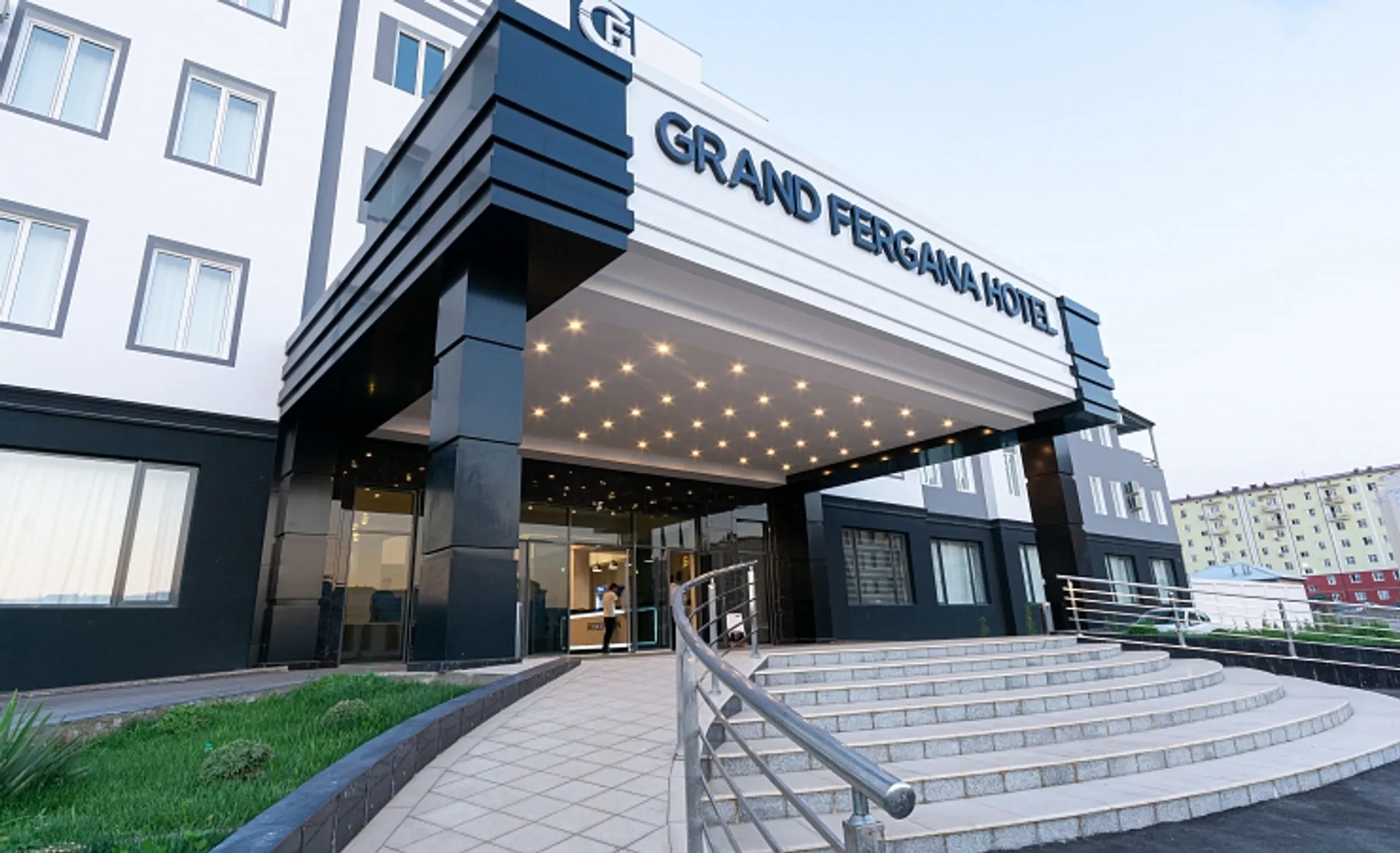 Grand Fergana Hotel