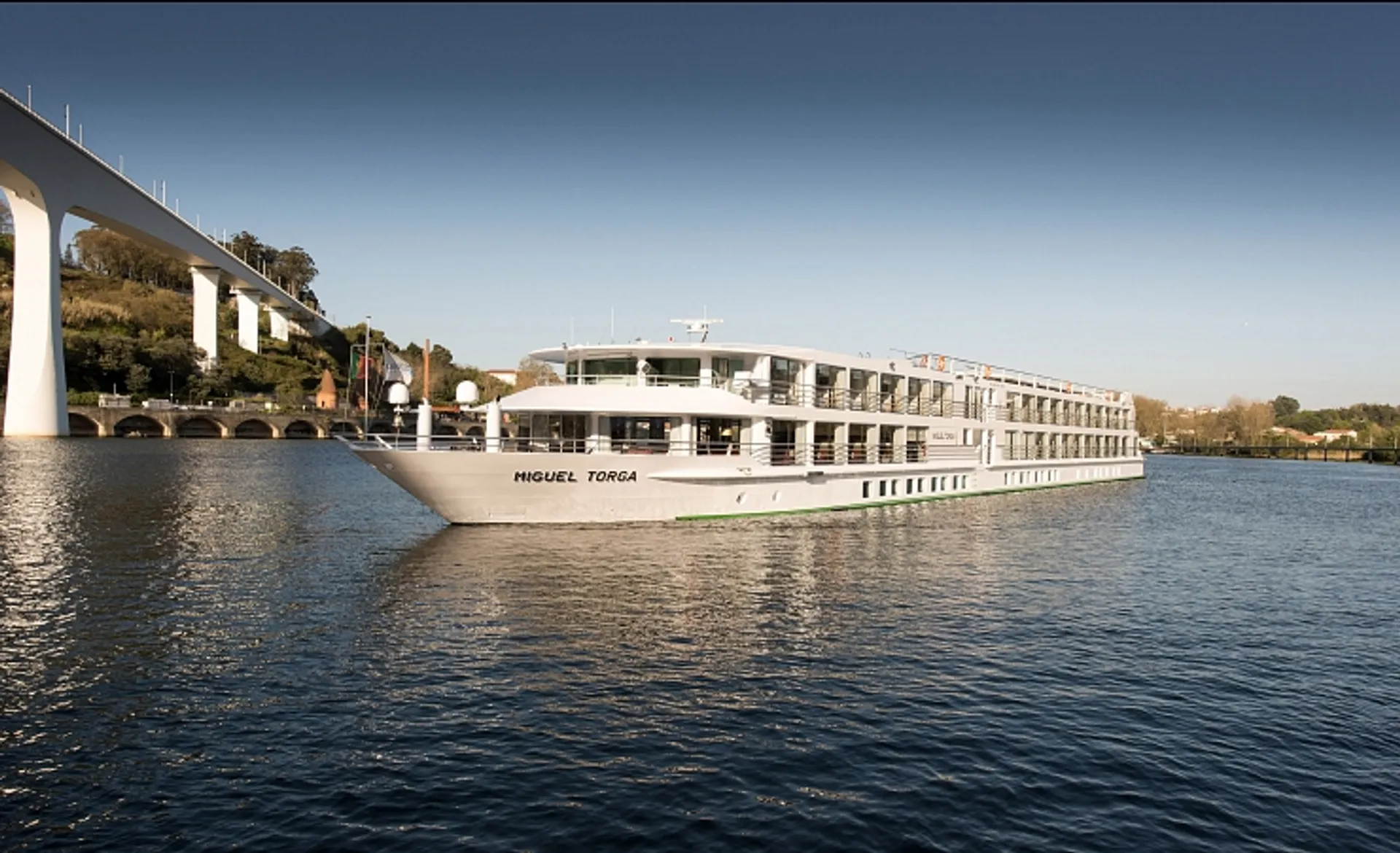 MS Miguel Torga