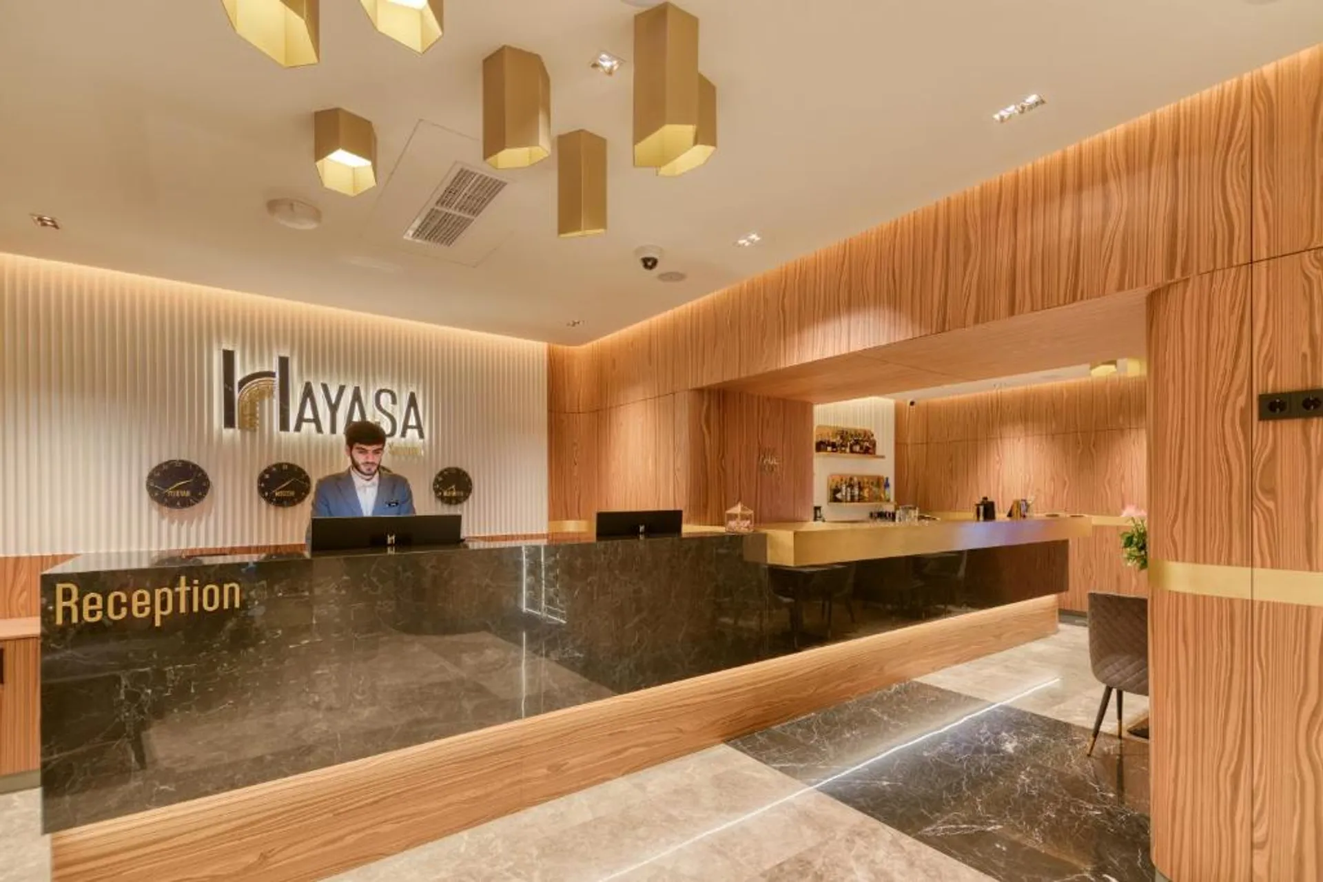 Hayasa Hotel