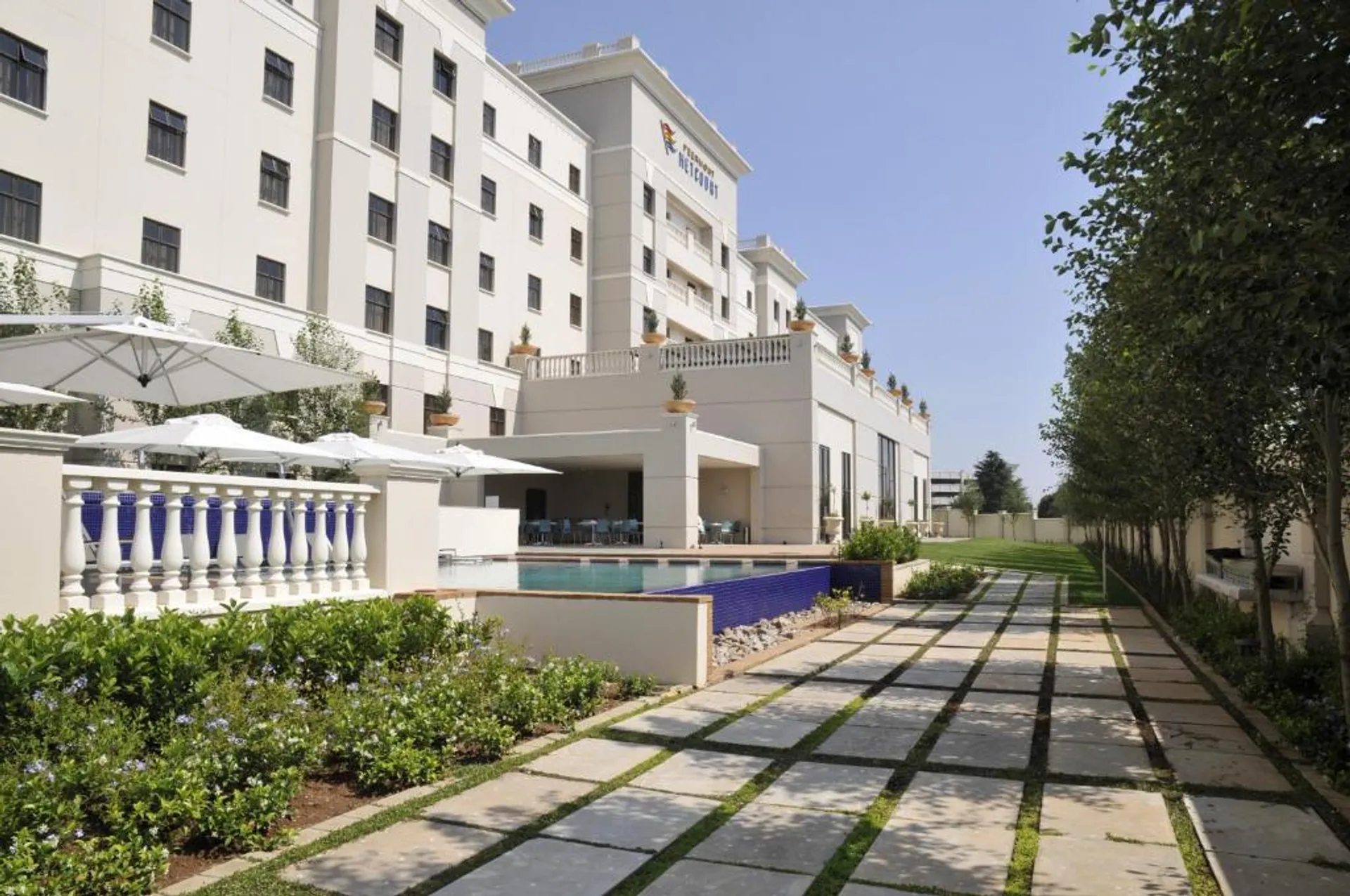 Peermont Metcourt Hotel