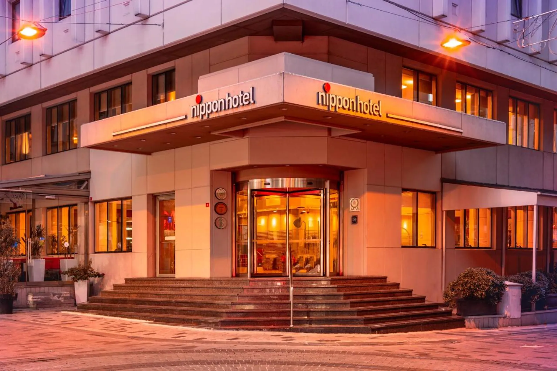 Nippon Hotel