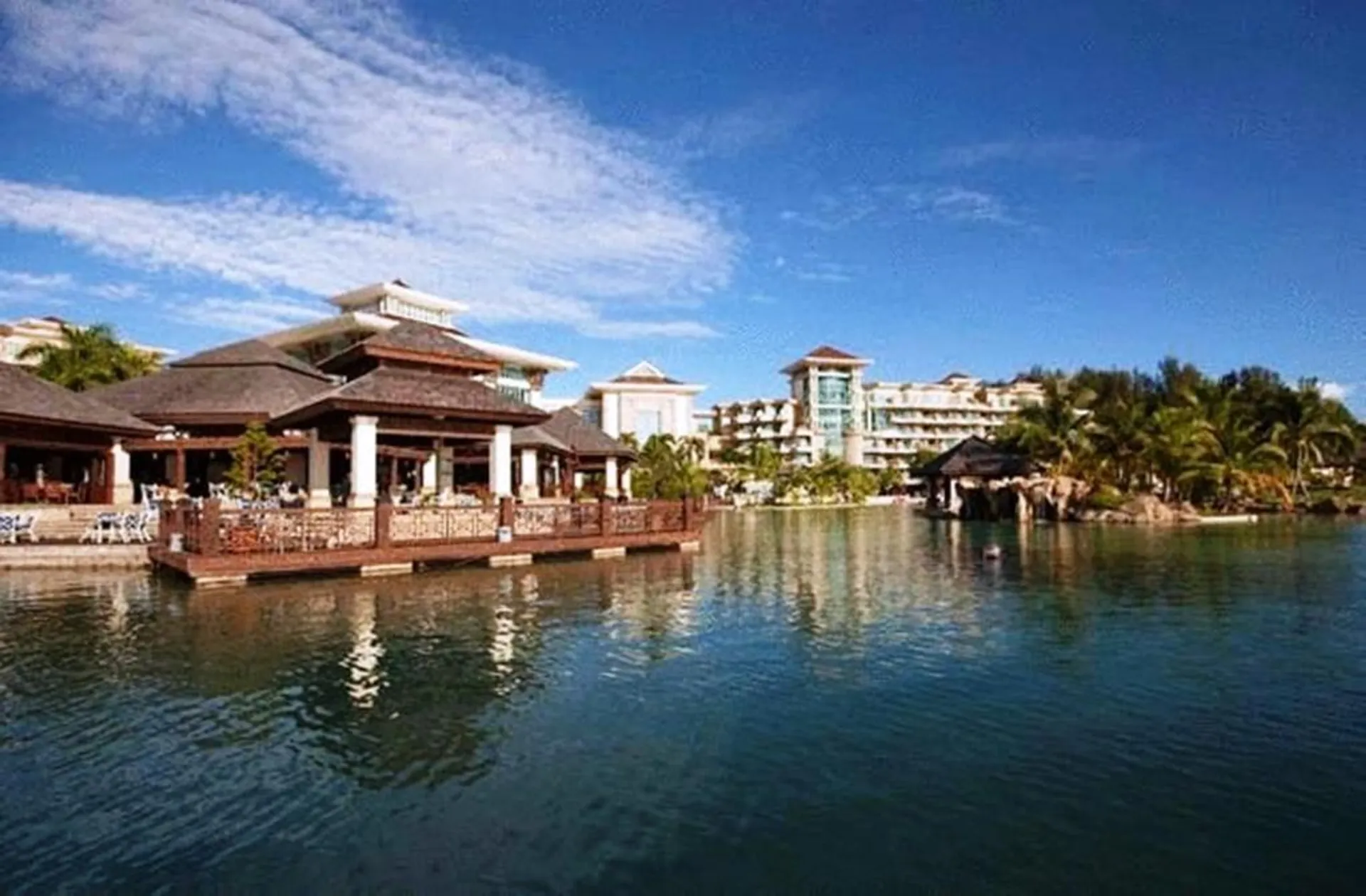 Empire Hotel