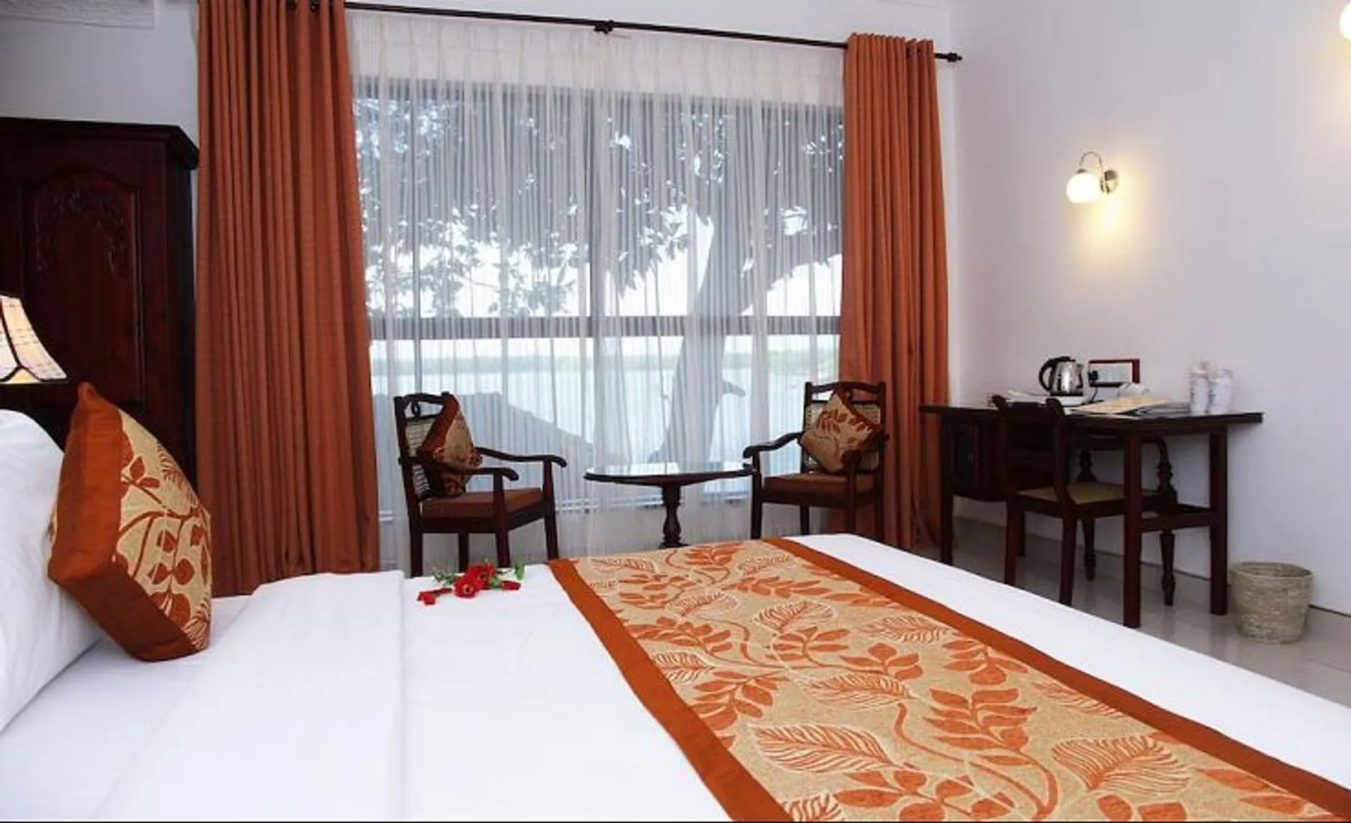 Centauria Hotel