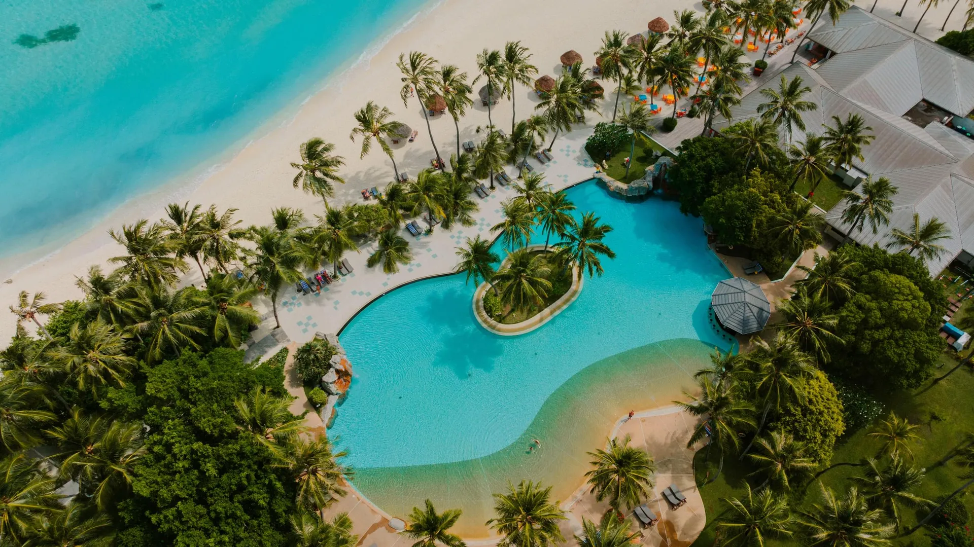 Villa Park, Sun Island