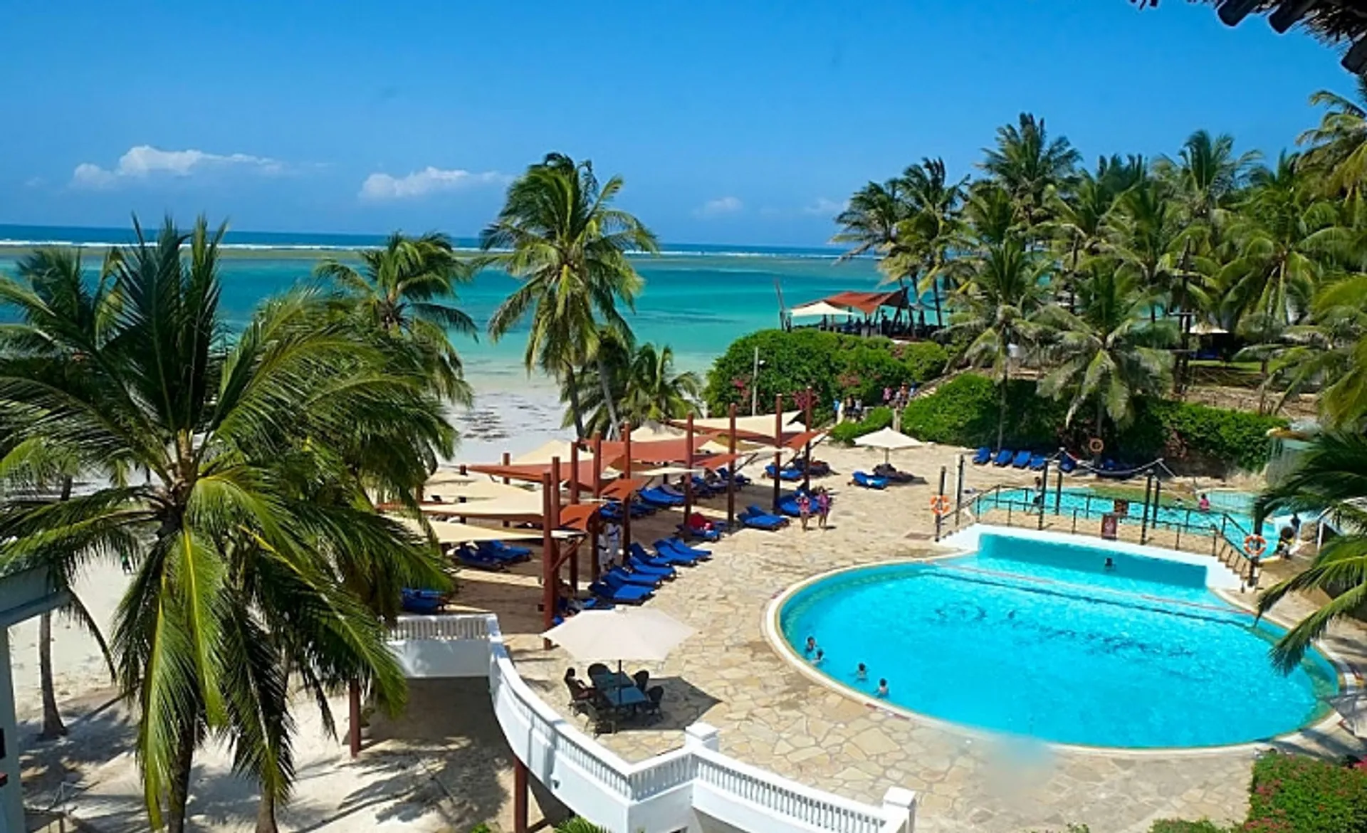 Voyager Beach Resort