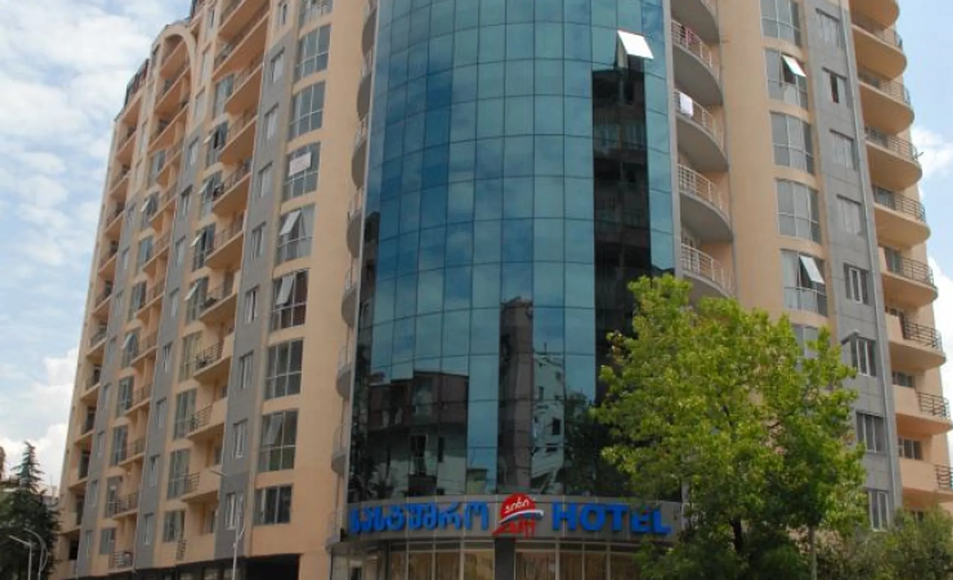 Aisi Hotel
