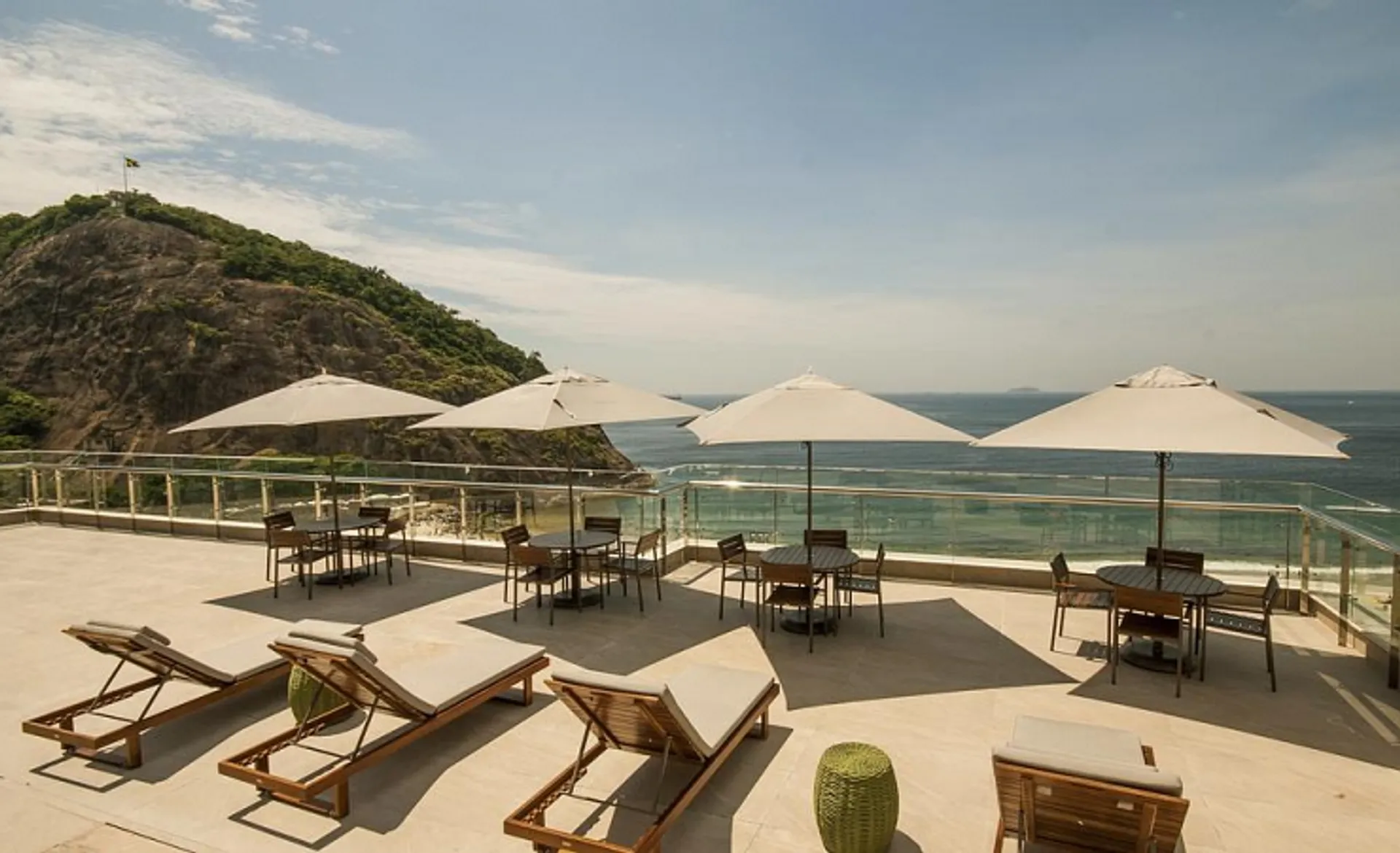 Arena Leme Hotel
